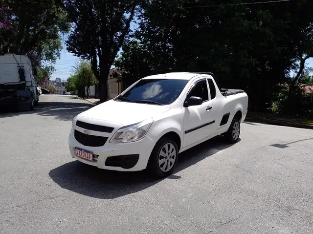 Carro Chevrolet Montana 2015 LS 1.4 (Flex)
