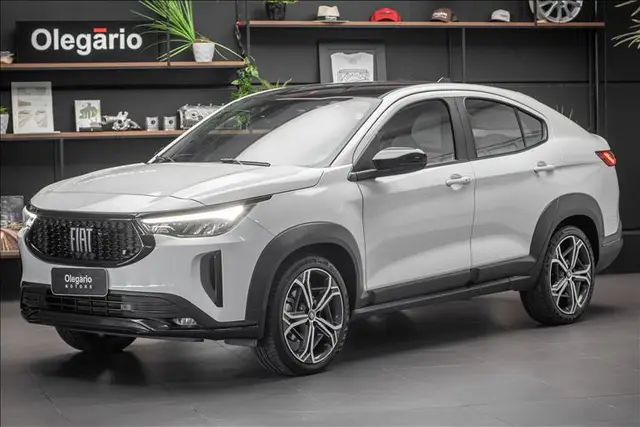 Carro Fiat Fastback 2025 Impetus T200 Hybrid