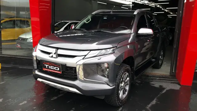 Carro Mitsubishi L200 Triton Sport 2022 HPE-S 2.4 DID-H 4x4 (Aut)