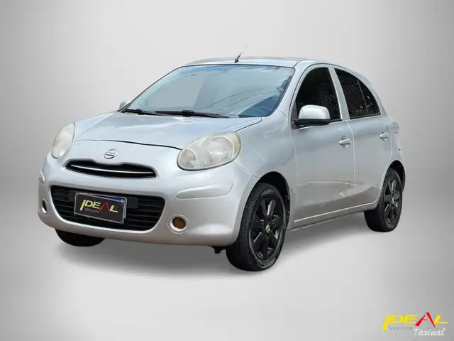 Carro Nissan March 2013 1.0 16V (Flex)