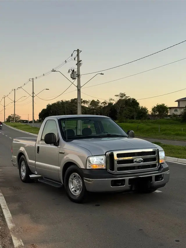 Carro Ford F-250 2008 XLT 4x2 3.9 (Cab Dupla)