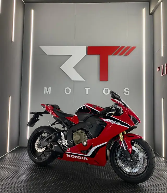 Carro Honda CBR 1000RR 2018 Fireblade (ABS)