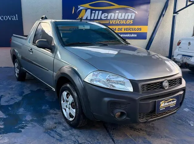 Carro Fiat Strada 2015 Adv.1.8 16V Dualogic Flex CD