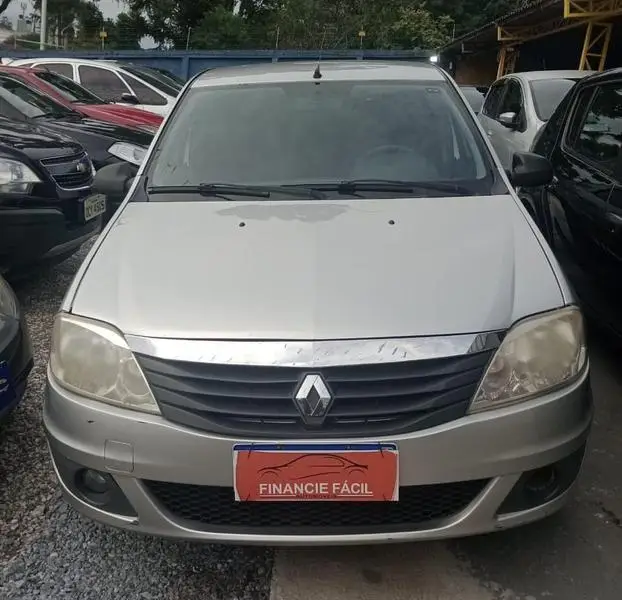 Carro Renault Logan 2013 Expression 1.0 16V (flex)