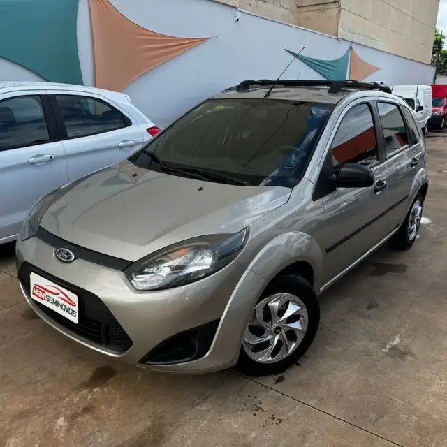 Carro Ford Fiesta Hatch 2012 1.0 (Flex)