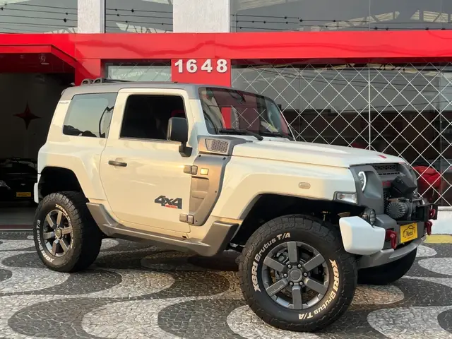 Carro Troller T4 2016 3.2 XLT Diesel