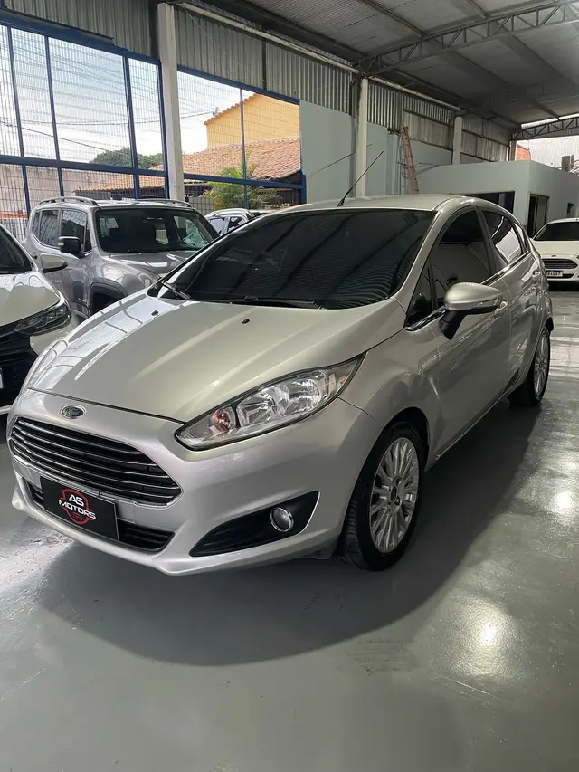 Carro Ford New Fiesta Hatch 2015 New Fiesta SE 1.6 16V