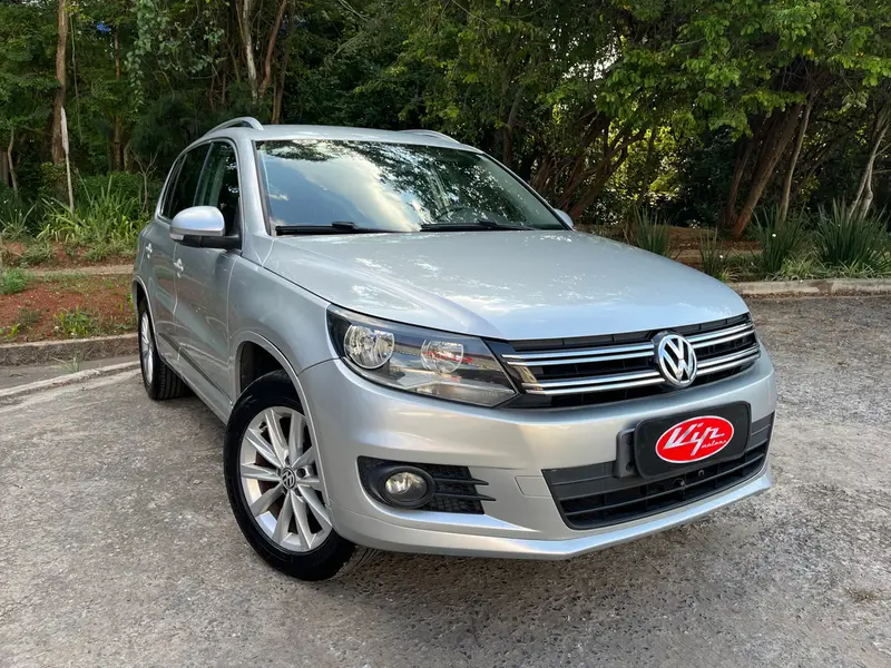 Volkswagen Tiguan 2.0 TSI