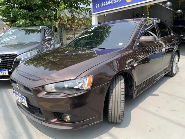 Carro Mitsubishi Lancer 2015 2.0 16V