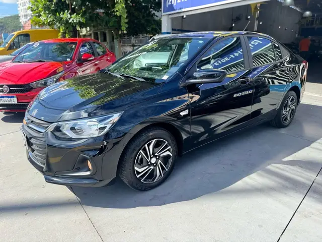 Carro Chevrolet Onix Plus 2024 LT 1.0