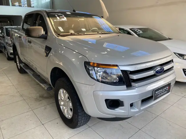 Carro Ford Ranger Cabine Simples 2013 Ranger 2.5 CS XLS 4x2 (Flex)