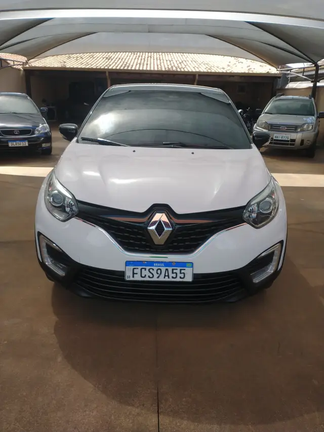 Carro Renault Captur 2019 Life 1.6 16v SCe CVT (Flex)