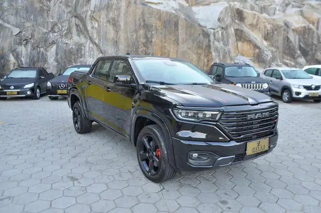 Carro RAM Rampage 2024 R/T 2.0 Turbo
