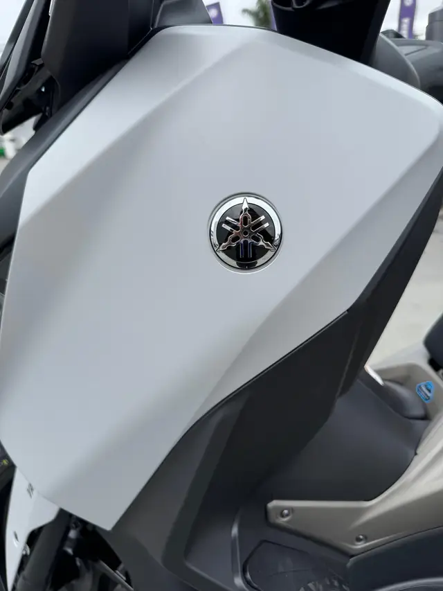 Carro Yamaha XMax 2025 250 Connected
