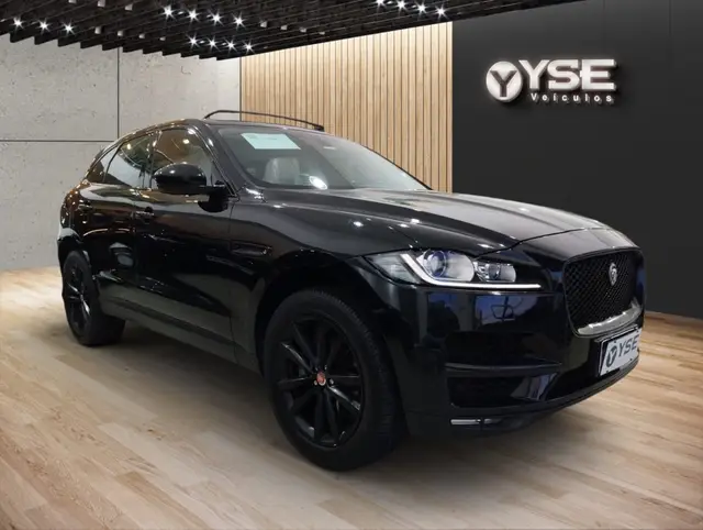 Carro Jaguar F-Pace 2017 2.0D Prestige 4WD