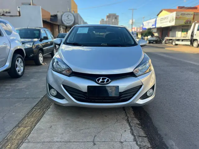 Carro Hyundai HB20S 2015 1.0 Comfort Style (Flex)
