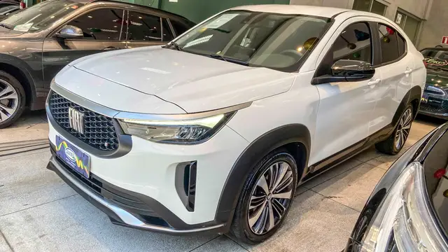 Carro Fiat Fastback 2024 Audace