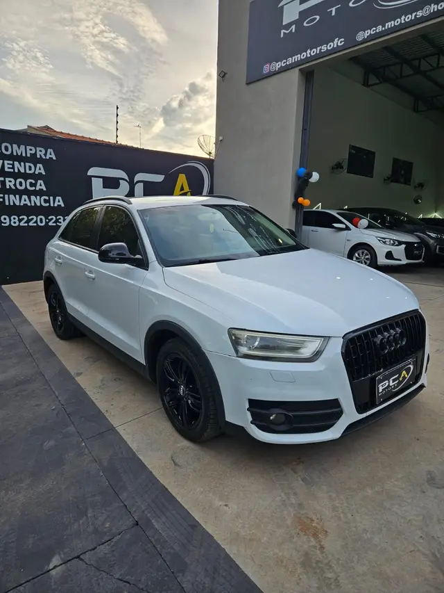 Carro Audi Q3 2014 2.0 TFSI Ambiente S Tronic Quattro