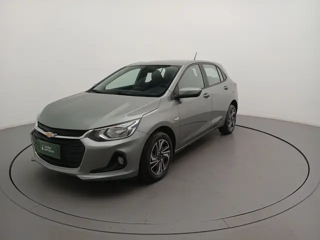 Carro Chevrolet Onix Plus 2024 LT 1.0