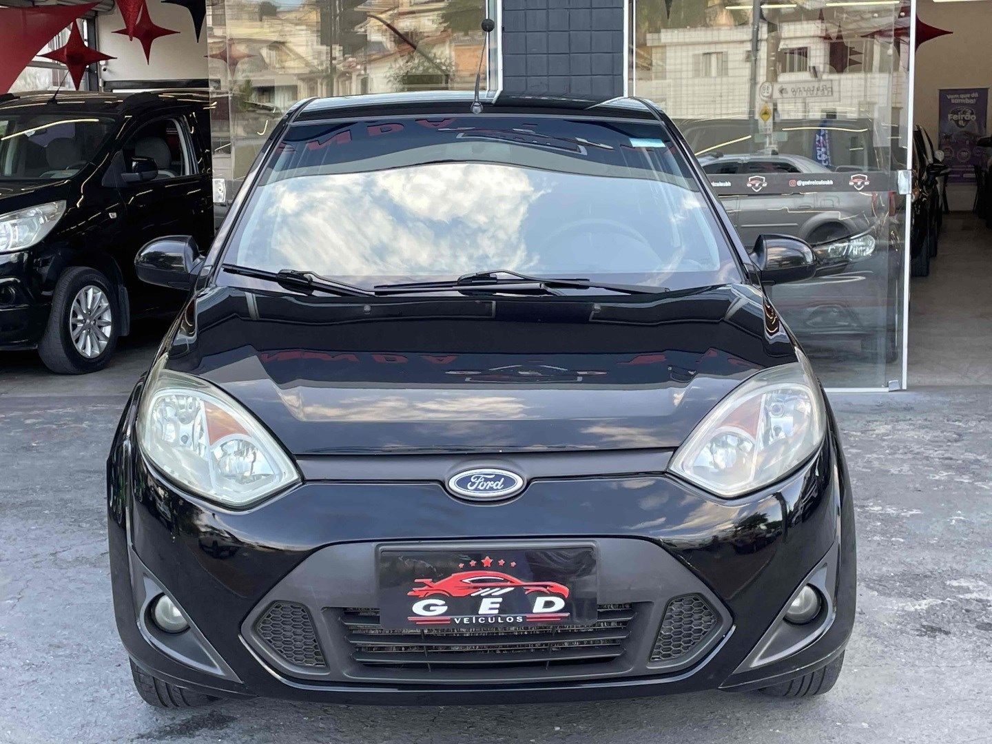 Ford Fiesta Sedan