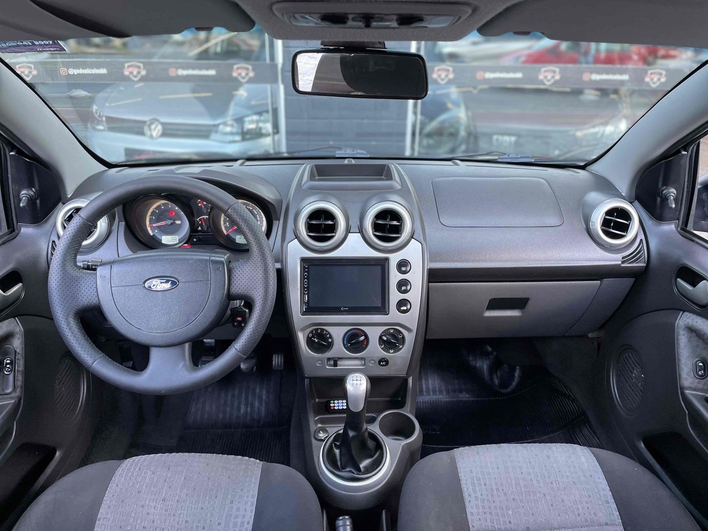 Ford Fiesta Sedan