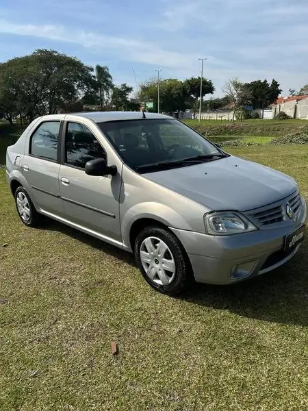 Carro Renault Logan 2010 Expression 1.0 16V (flex)