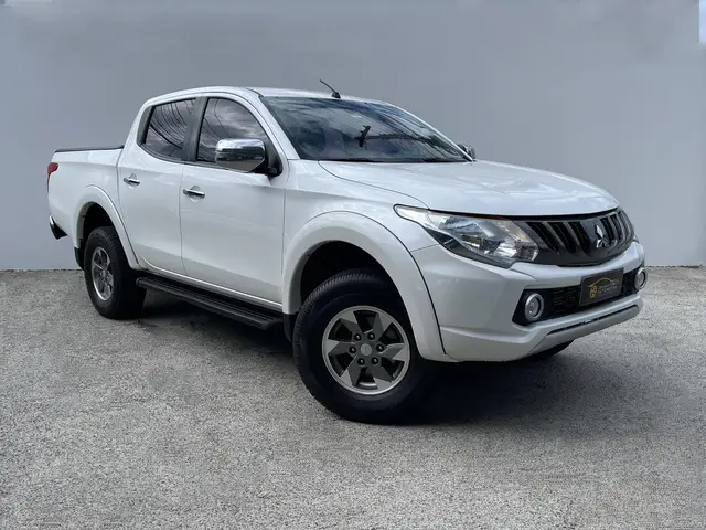 Carro Mitsubishi L200 Triton Sport 2019 Sport 2.4 DID-H HPE 4WD (Aut)