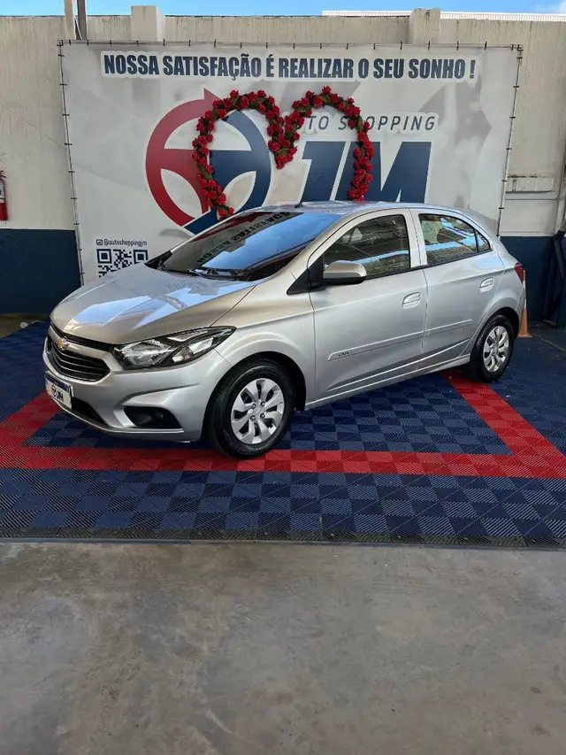 Carro Chevrolet Onix 2019 1.0 Joy SPE/4