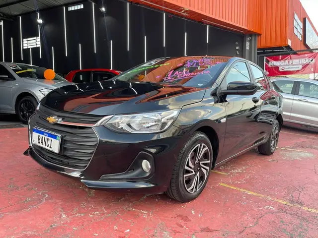Carro Chevrolet Onix Plus 2024 LT 1.0