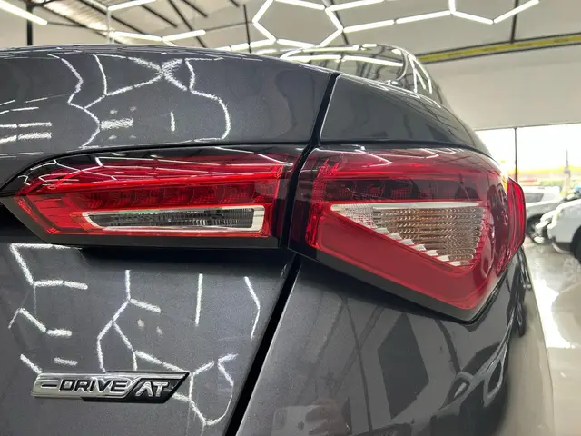 Carro Fiat Cronos 2023 Drive 1.3 (Flex) AT