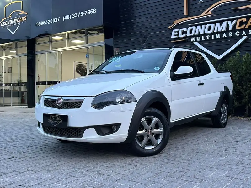 Fiat Strada Trekking 1.6 16V (Flex) (Cabine Dupla)