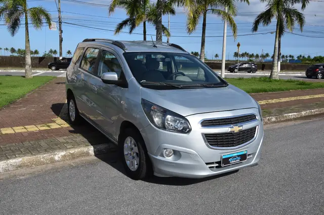 Carro Chevrolet Spin 2013 LTZ 7S 1.8 (Flex)