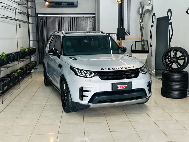 Carro Land Rover Discovery 2018 3.0 TD6 HSE Luxury 4WD