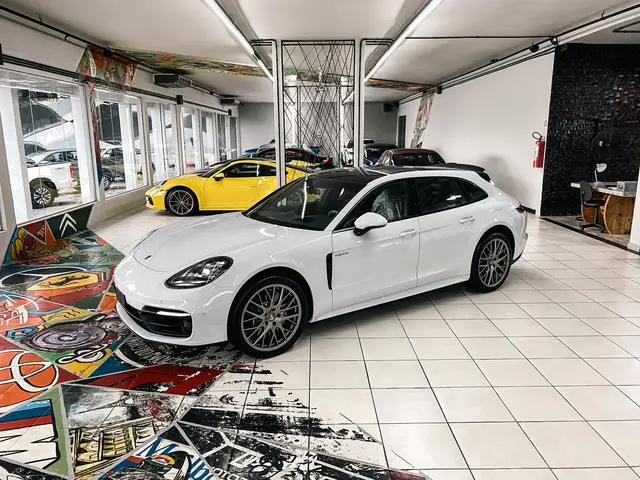 Carro Porsche Panamera 2023 4 Platinum E-Hybrid 2.9