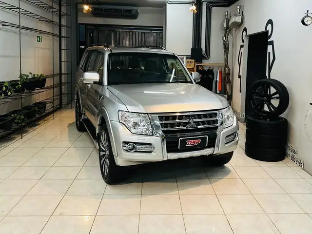 Carro Mitsubishi Pajero Full 2019 3.2 DI-D 5D HPE 4WD