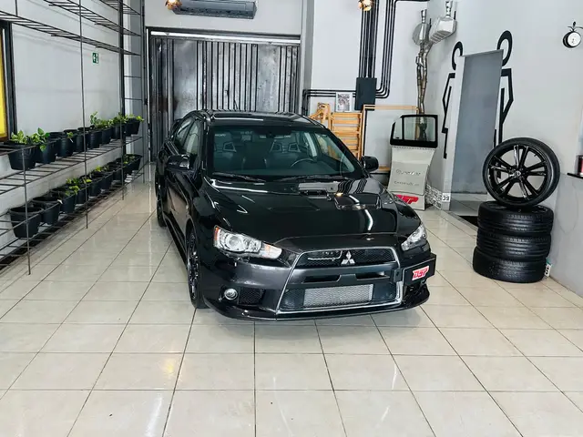 Carro Mitsubishi Lancer 2013 2.0 16V