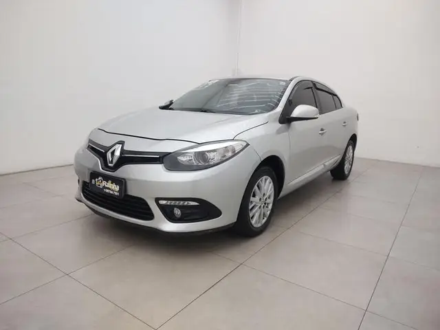 Carro Renault Fluence 2017 Sed. Dyn. Plus 2.0 16V FLEX (Aut.)