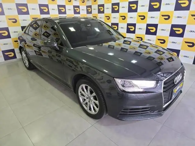 Carro Audi A4 2018 2.0 TFSI Ambiente S Tronic