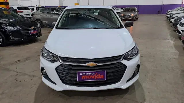 Carro Chevrolet Onix 2024 1.0