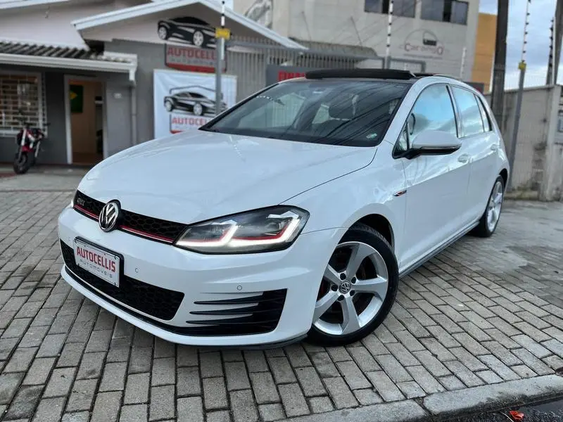 Volkswagen Golf GTI 2.0 TSi DSG