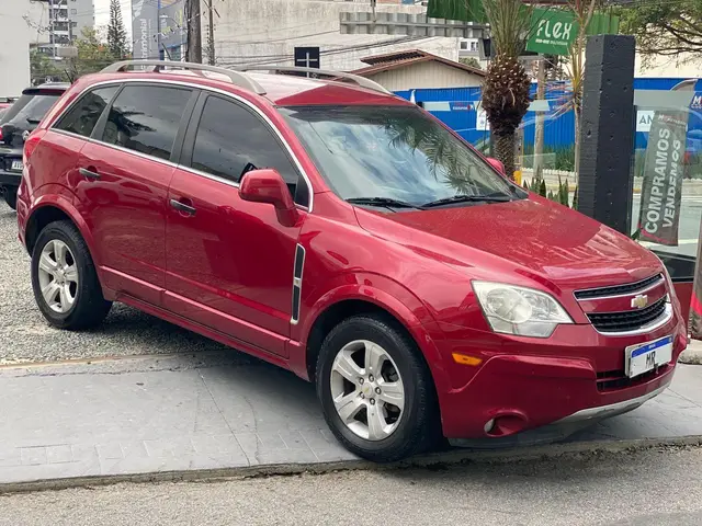 Carro Chevrolet Captiva 2014 2.4 16V (Aut)