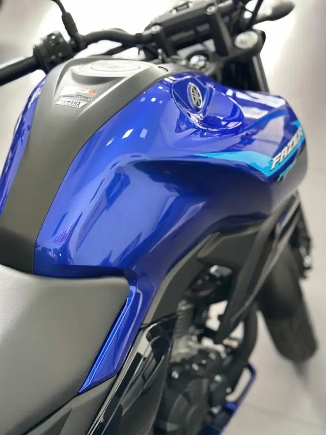 Carro Yamaha Fazer FZ15 2025 ABS Connected