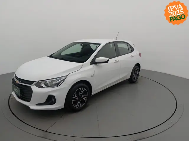Carro Chevrolet Onix Plus 2024 LT 1.0