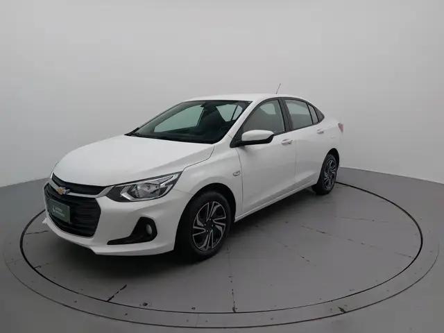 Carro Chevrolet Onix Plus 2024 LT 1.0