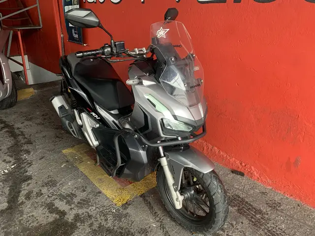 Carro Honda X-ADV 2023 X-ADV 150