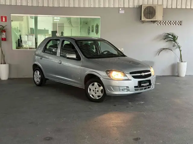 Carro Chevrolet Celta 2012 LT 1.0 (Flex)