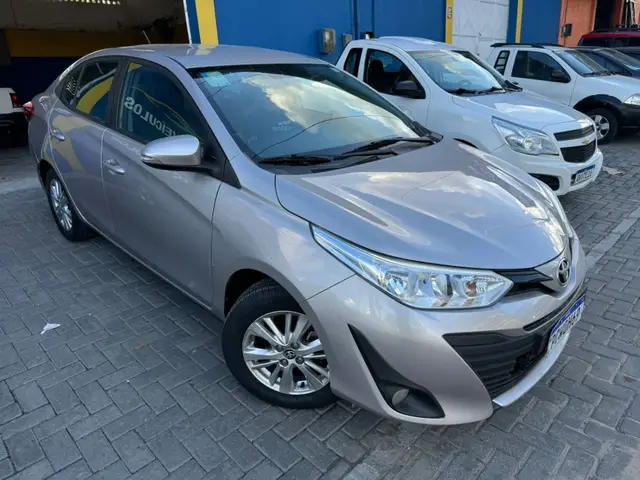 Carro Toyota Yaris Sedan 2019 1.5 XL (Flex)