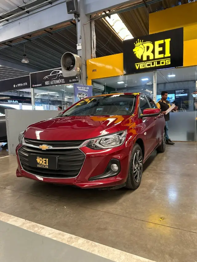 Carro Chevrolet Onix Plus 2024 LT 1.0
