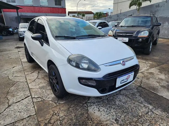 Carro Fiat Punto 2013 Attractive 1.4 (Flex)