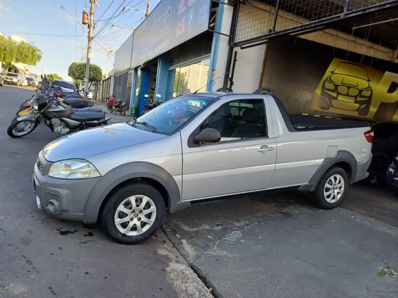 Fiat Strada Hard Working 1.4 (Flex) (Cabine Simples)